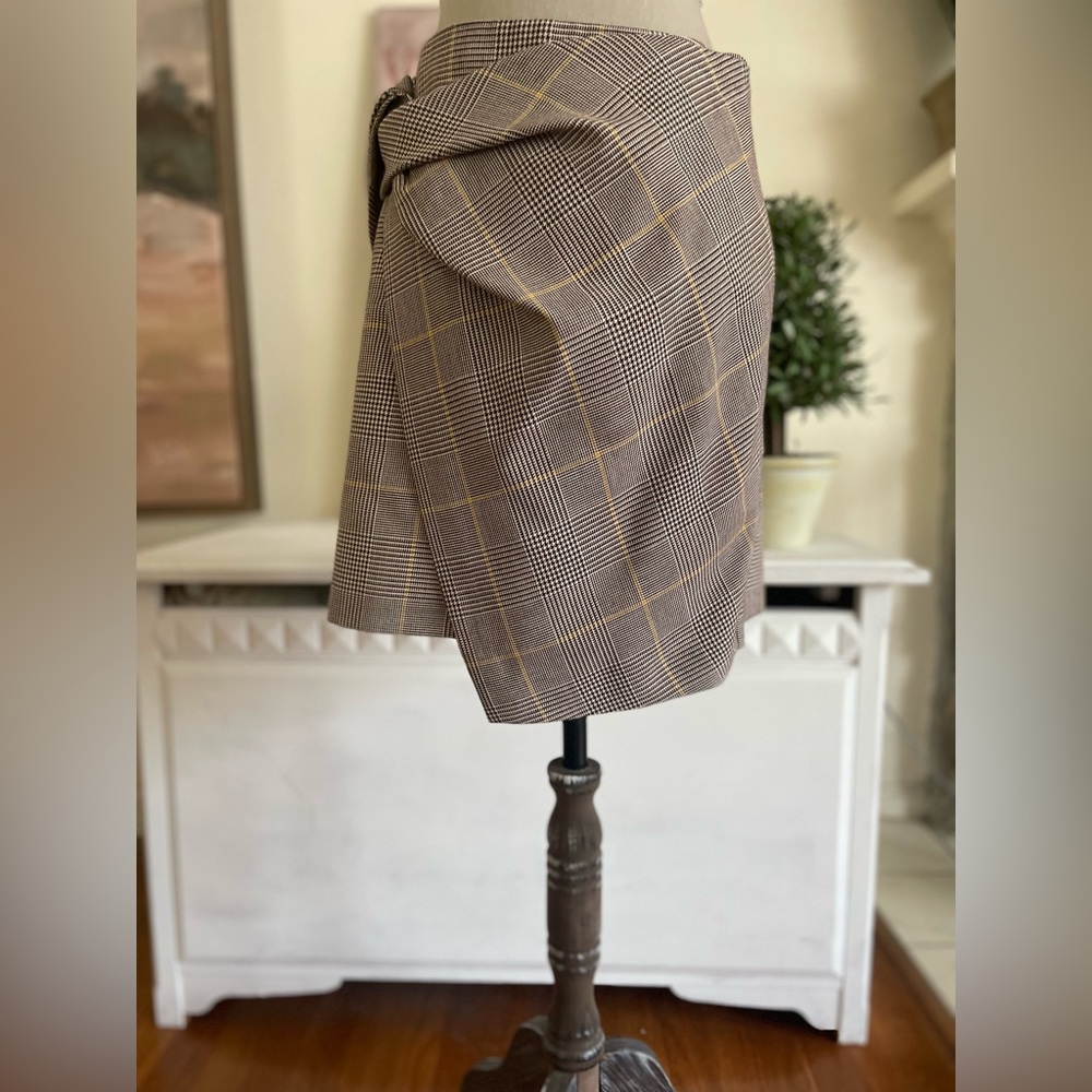 Aritzia Babaton Brown and Yellow Asymmetrical Wrap Mini Skirt